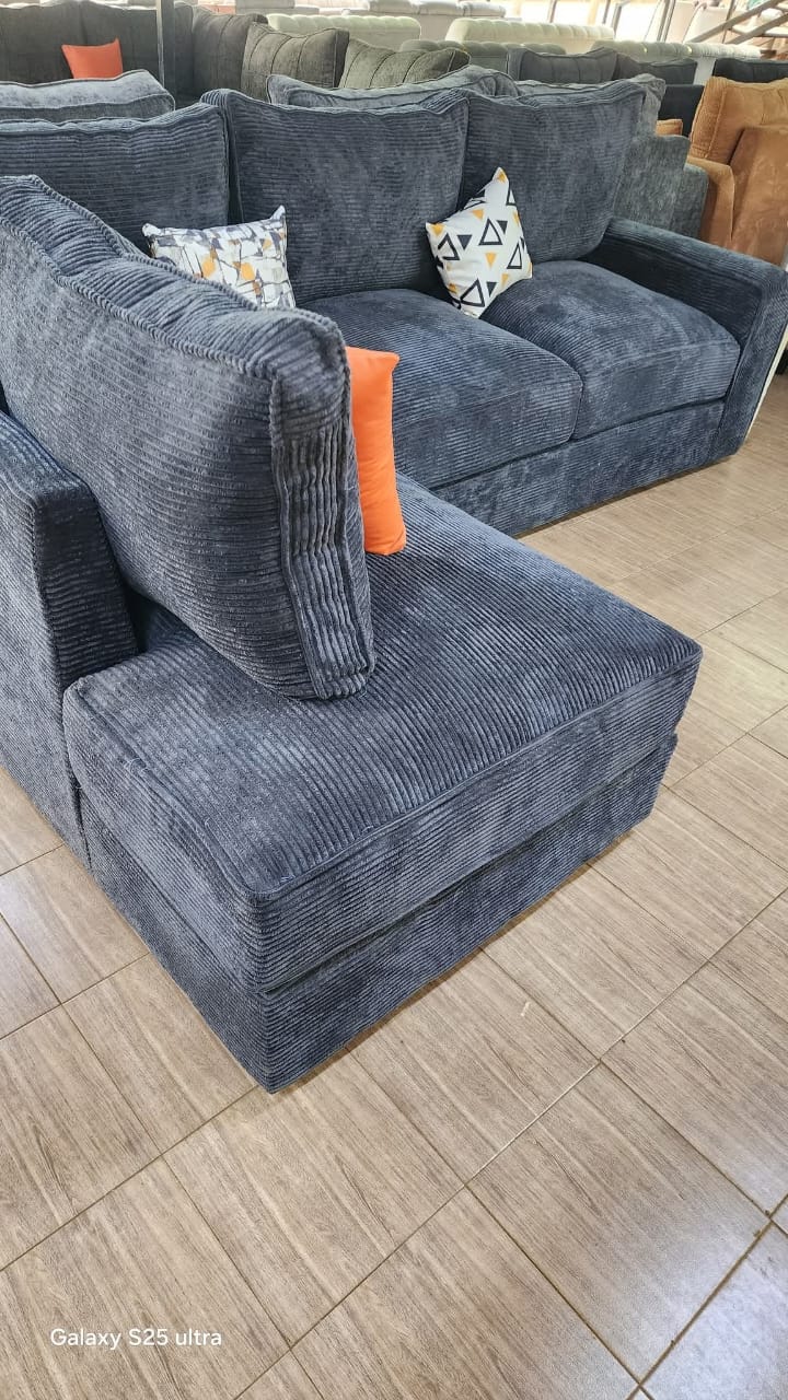 Utulivu Loft Sofa Set